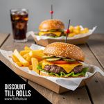 1lb Small Kraft Food Tray with burger and chips